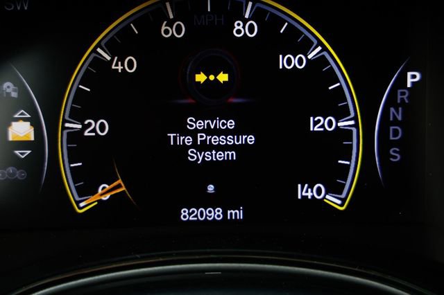 Used 2014 Jeep Grand Cherokee Overland w/ Advanced Technology Group image 42