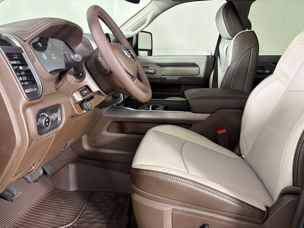 New 2027 RAM 3500 Laramie AWD/4WD image 21