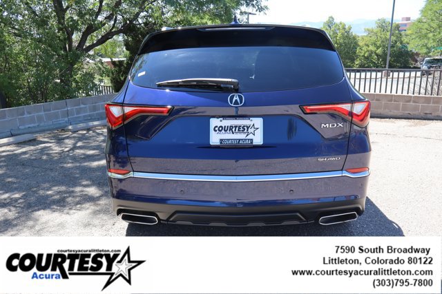 Used 2024 Acura MDX w/ Technology Package AWD/4WD image 5