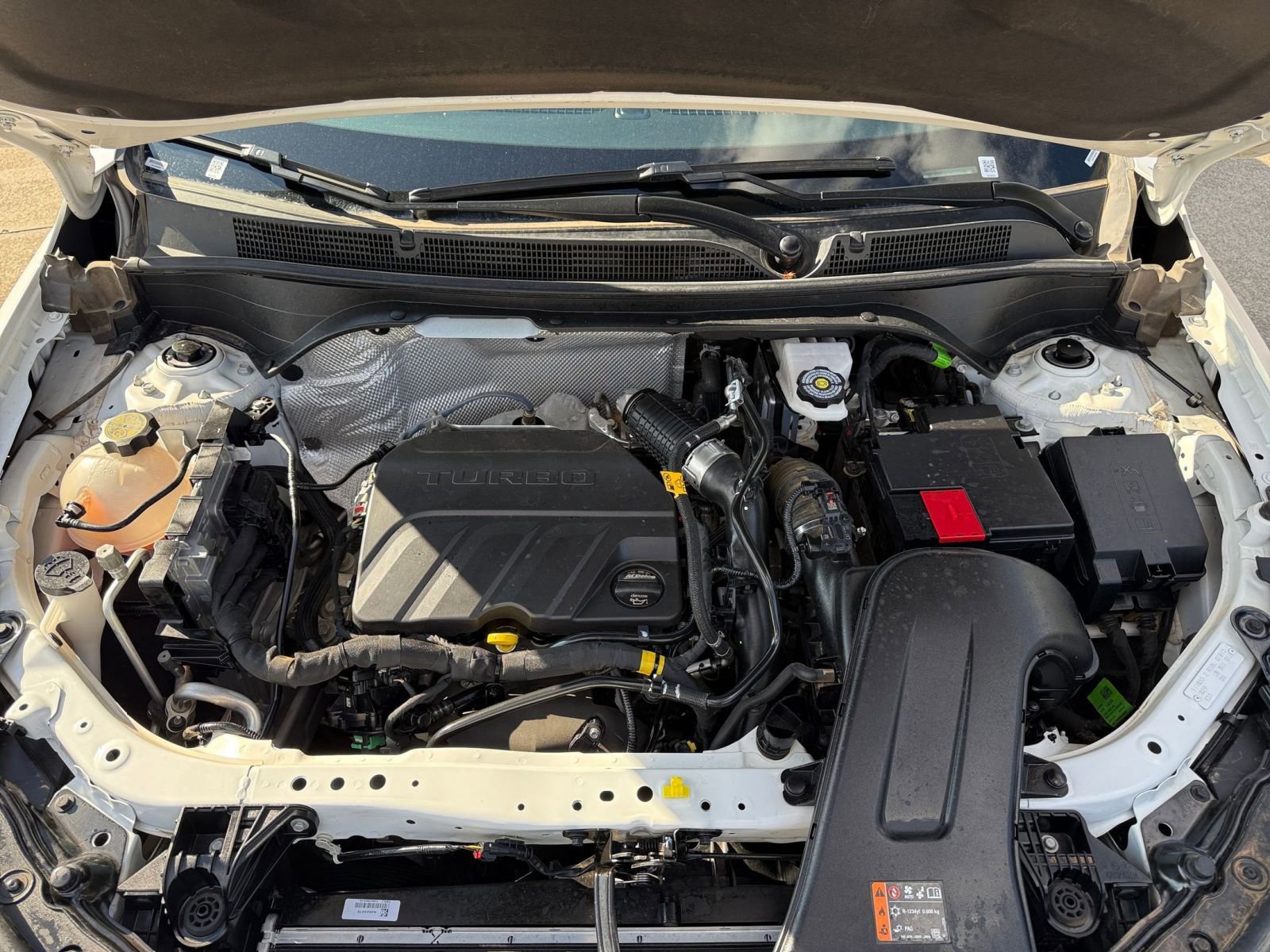 Used 2025 Buick Envista Sport Touring image 32