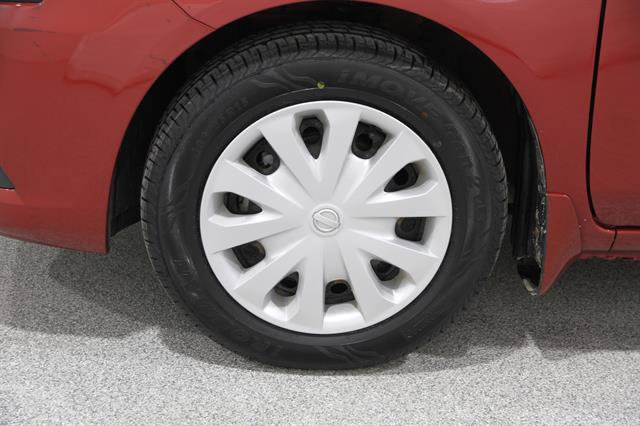 Used 2017 Nissan Versa SV image 19