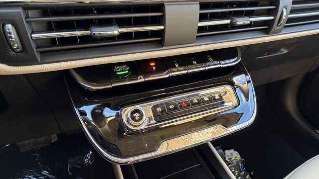 New 2026 Lincoln Corsair Premiere image 15