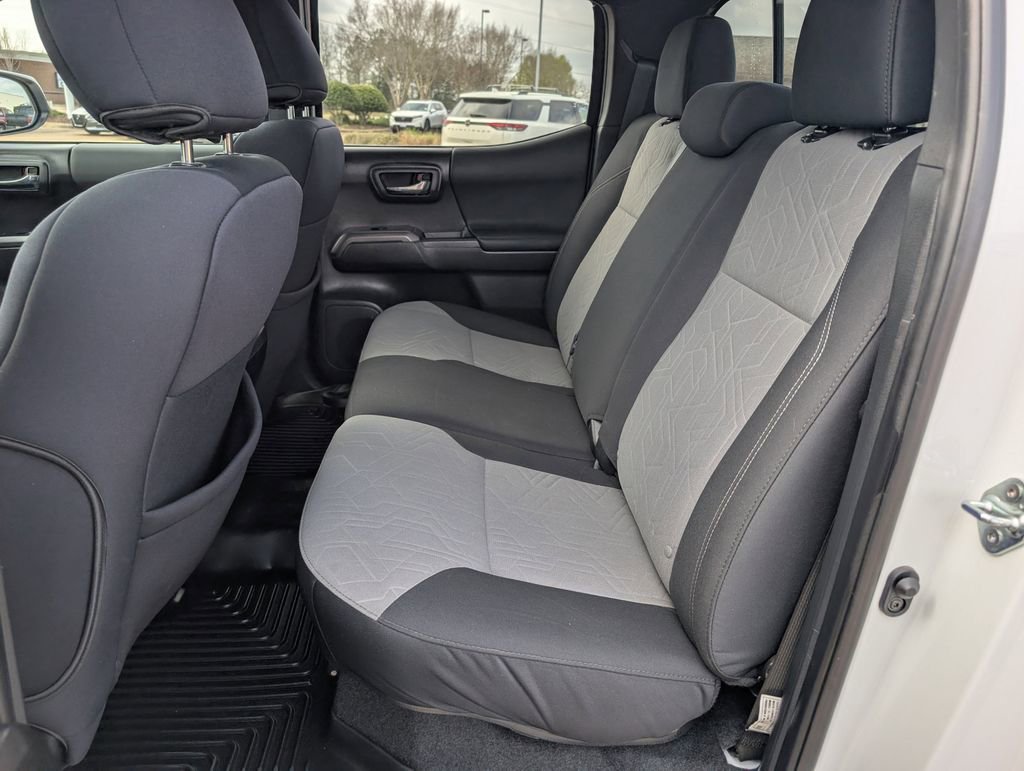 Used 2023 Toyota Tacoma TRD Sport w/ Technology Package image 19