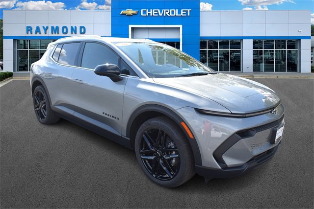 New 2026 Chevrolet Equinox EV LT w/ LPO, Blackout Package image 11