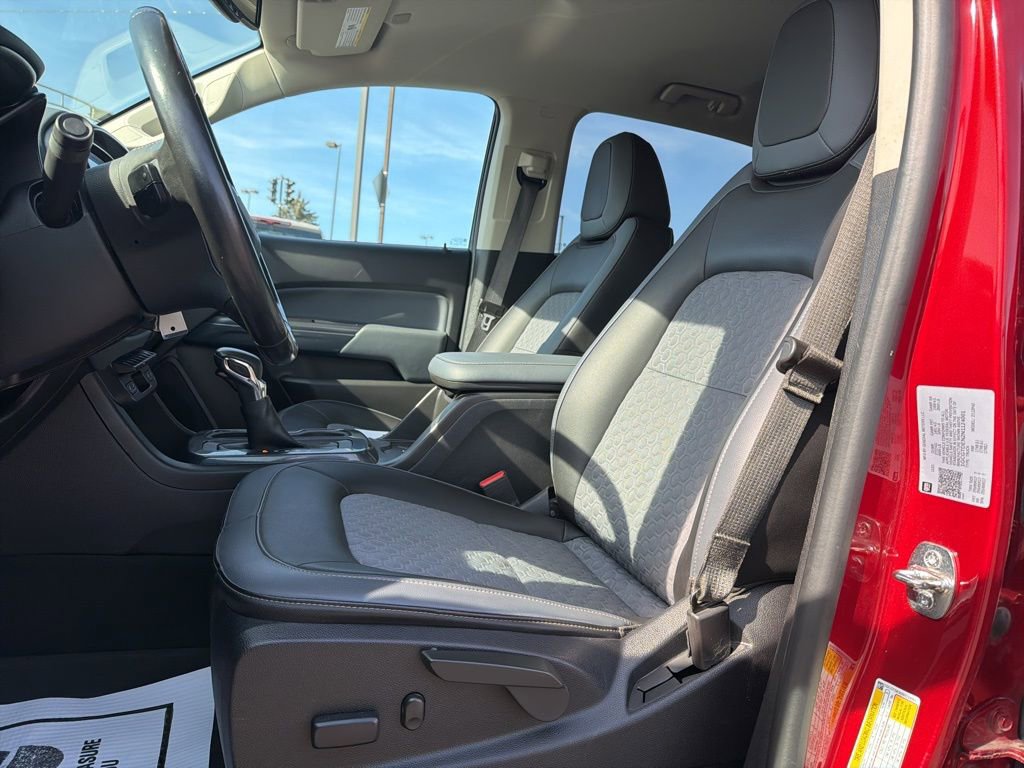 Certified 2022 Chevrolet Colorado Z71 w/ Safety Package image 9