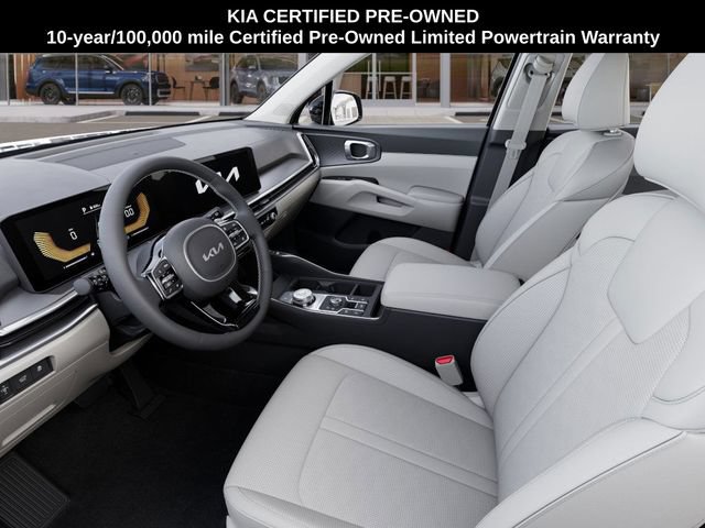 Certified 2025 Kia Sorento EX AWD/4WD image 17