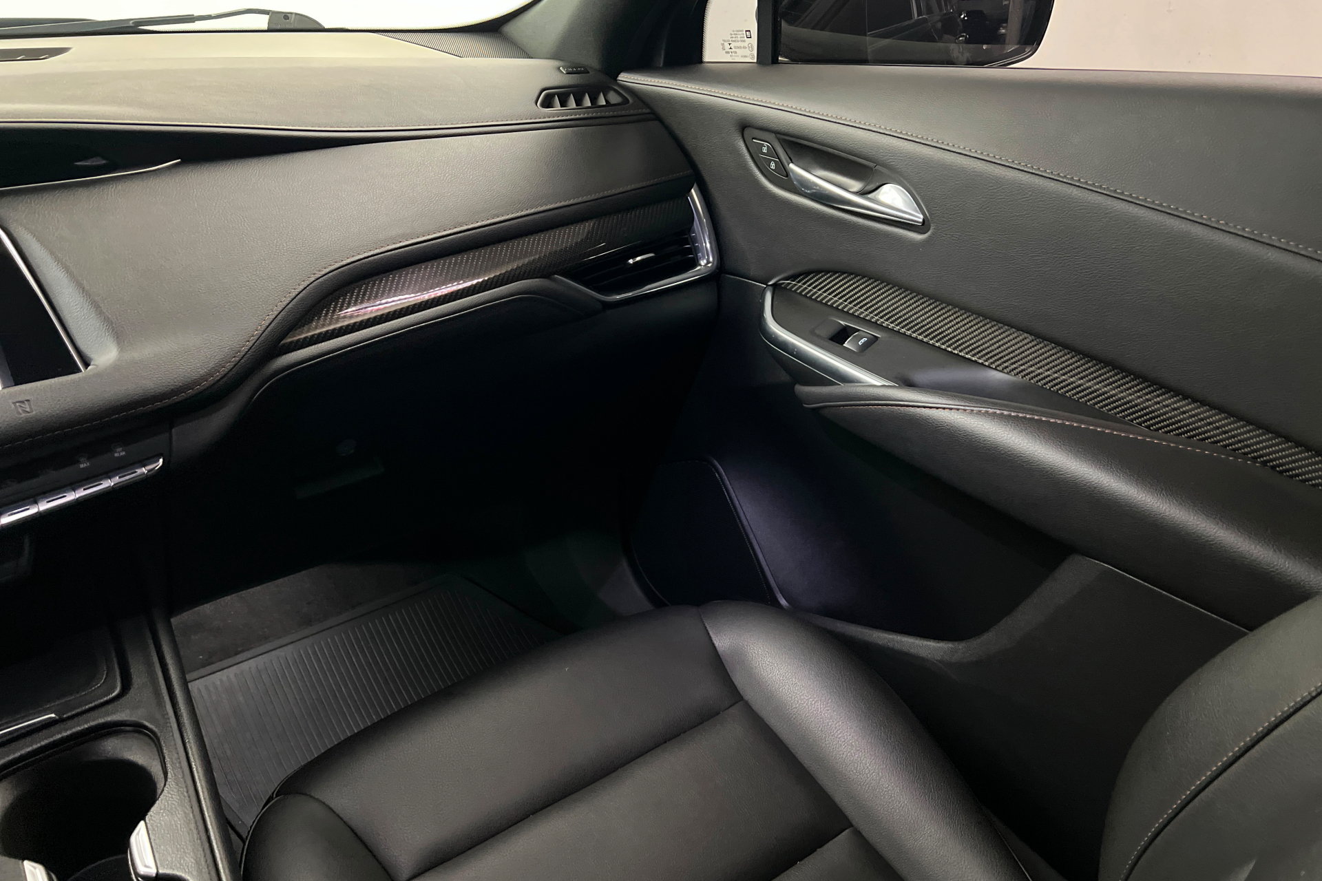 Used 2019 Cadillac XT4 Sport FWD image 11