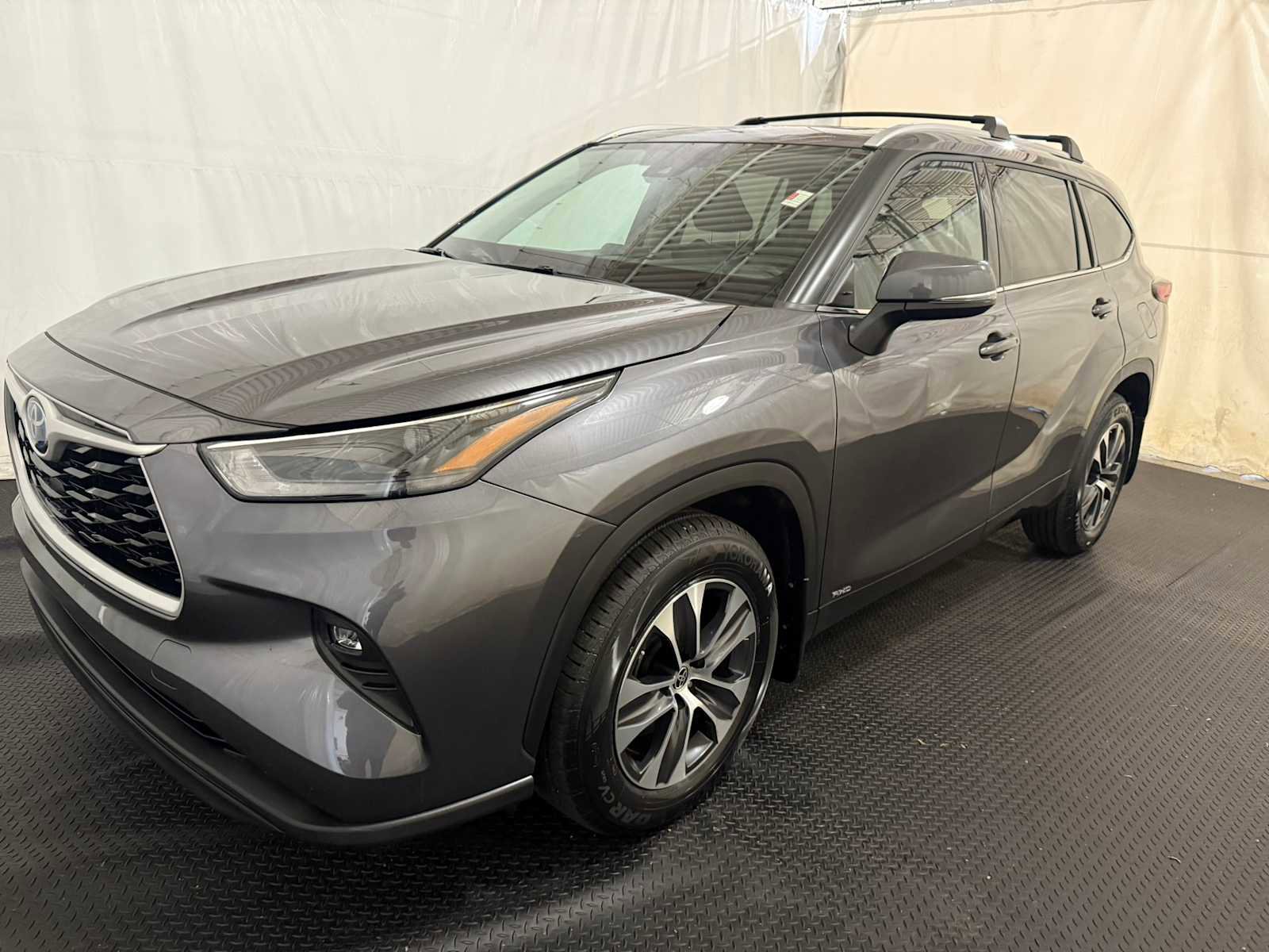Used 2022 Toyota Highlander XLE