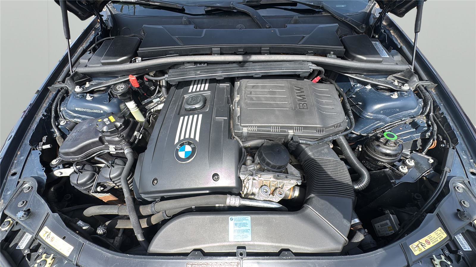Used 2010 BMW 335i Sedan image 9