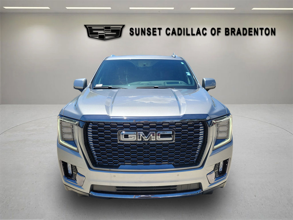 Used 2023 GMC Yukon Denali Ultimate AWD/4WD image 2
