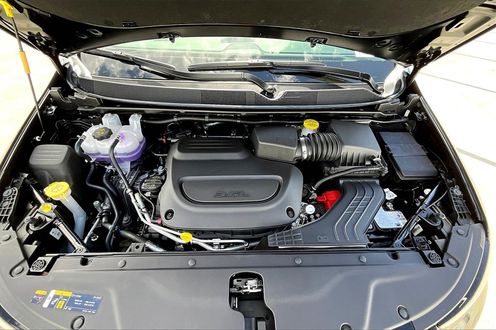 New 2026 Chrysler Pacifica Select image 10