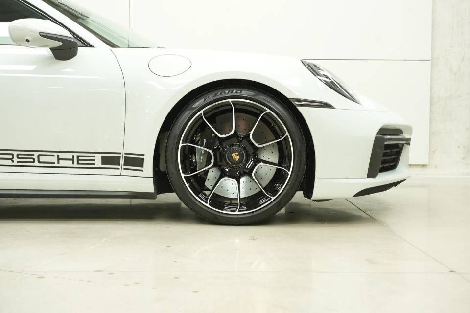 Certified 2021 Porsche 911 Turbo S AWD/4WD image 45