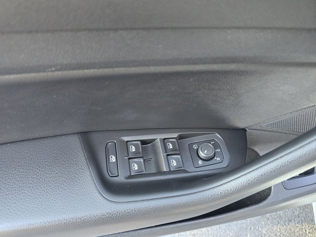 Used 2020 Volkswagen Arteon SEL Premium image 18