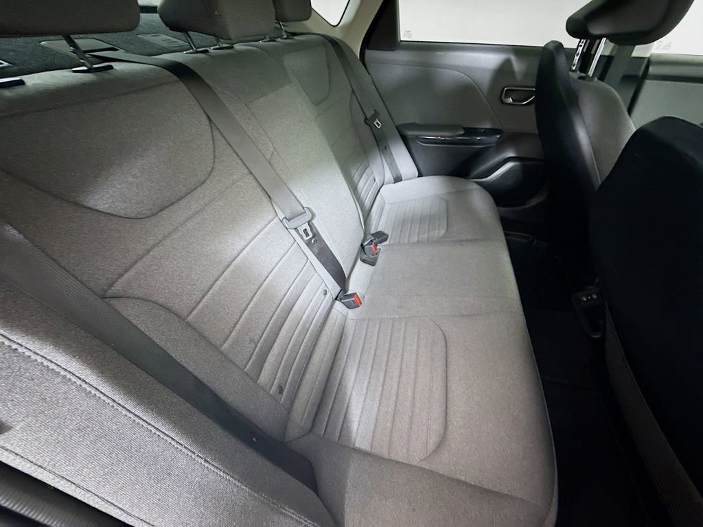 Used 2025 Kia K4 EX FWD image 24