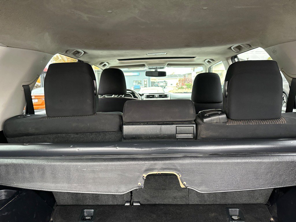 Used 2013 Toyota 4Runner SR5 w/ Convenience Pkg image 9