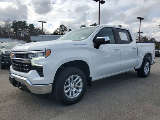 Used 2024 Chevrolet Silverado 1500 LT video 3