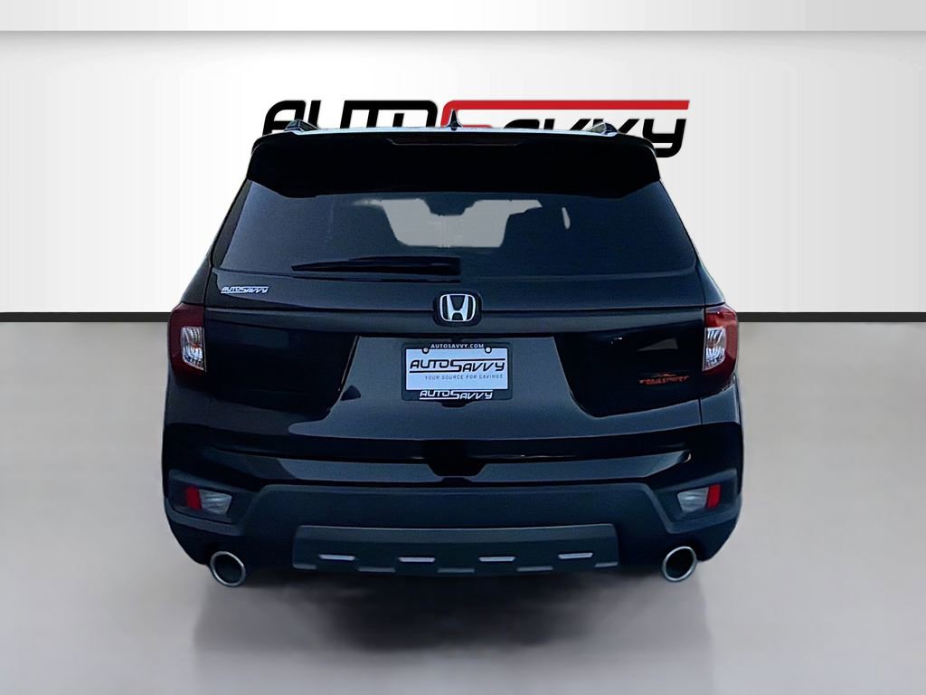 Used 2023 Honda Passport TrailSport image 6