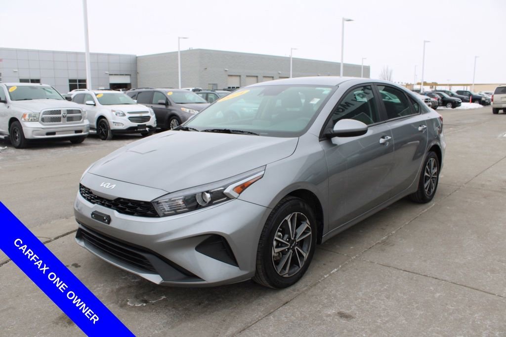 Used 2024 Kia Forte LXS image 3