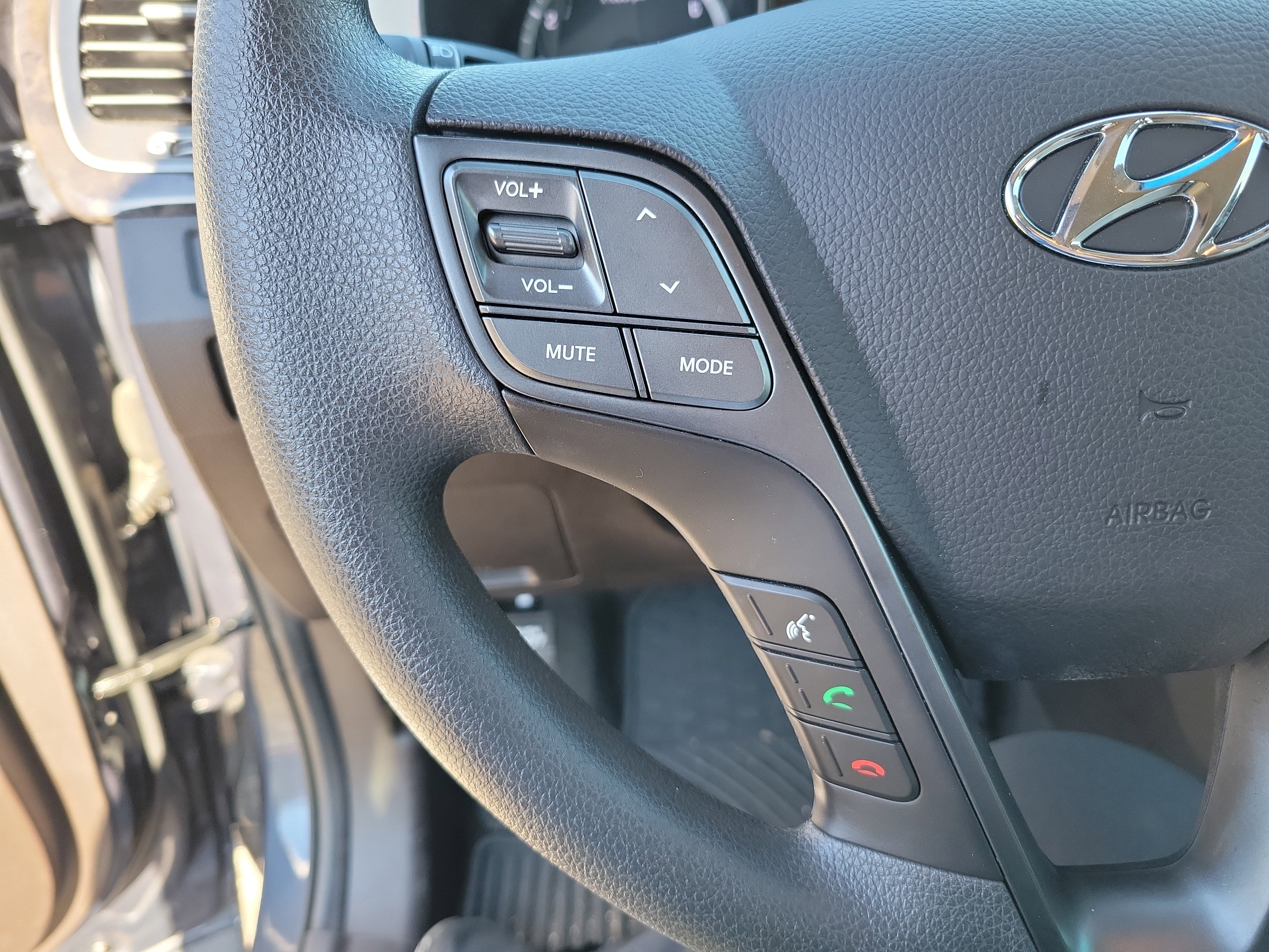 Used 2018 Hyundai Santa Fe Sport w/ 2.4L Value Package 02 image 13