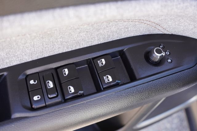 Certified 2023 Jeep Compass Latitude AWD/4WD image 20
