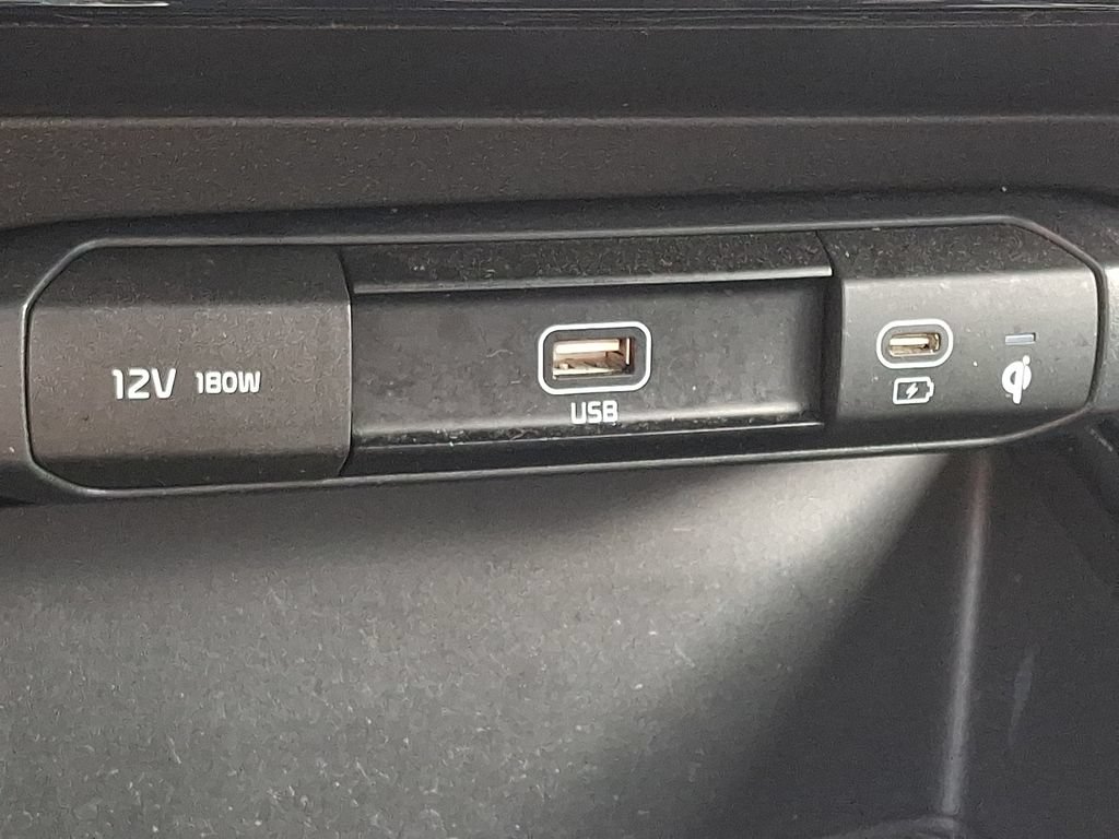 Certified 2023 Kia Niro Wind w/ Wind Preserve Package FWD image 25