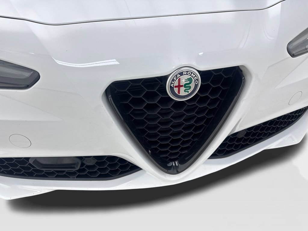 Used 2021 Alfa Romeo Giulia Ti w/ Nero Edizione RWD image 25