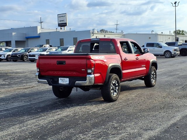 Used 2018 Toyota Tacoma TRD Off-Road AWD/4WD image 5