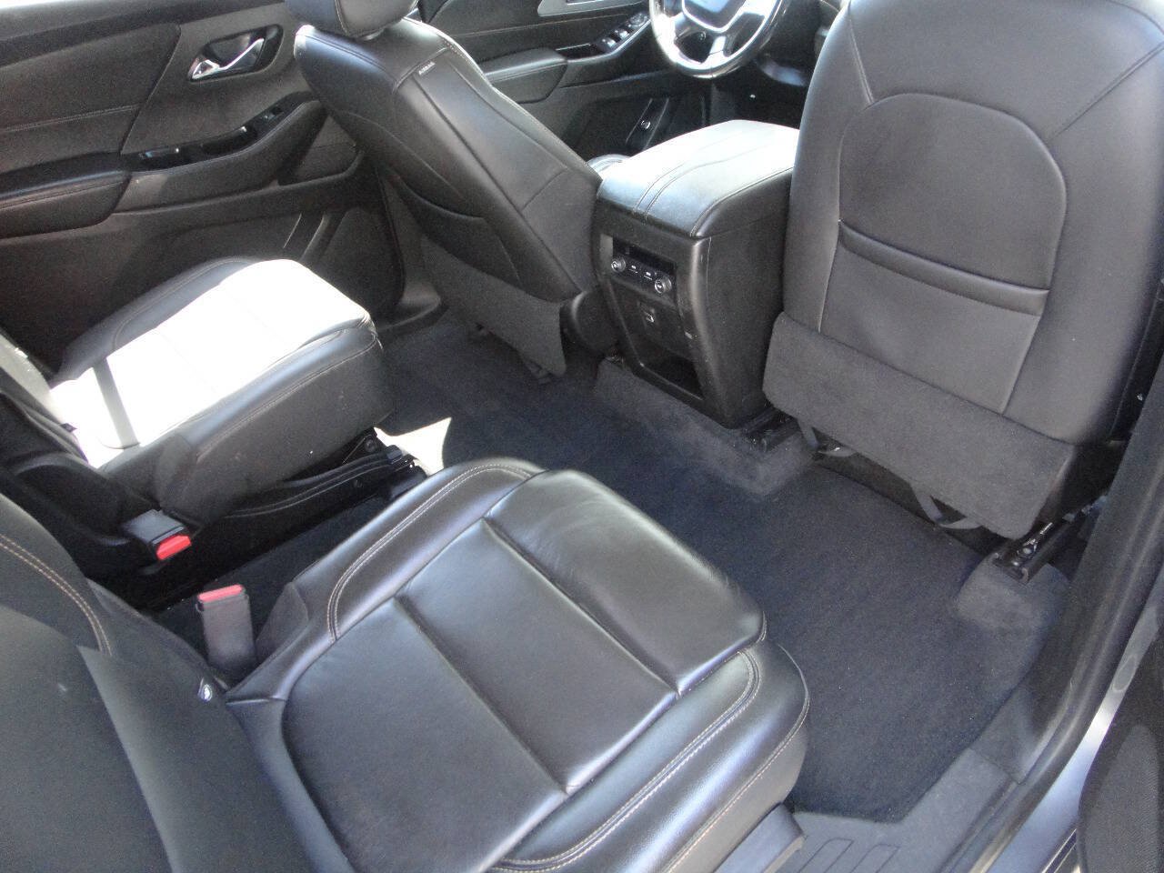 Used 2020 Chevrolet Traverse LT AWD/4WD image 15