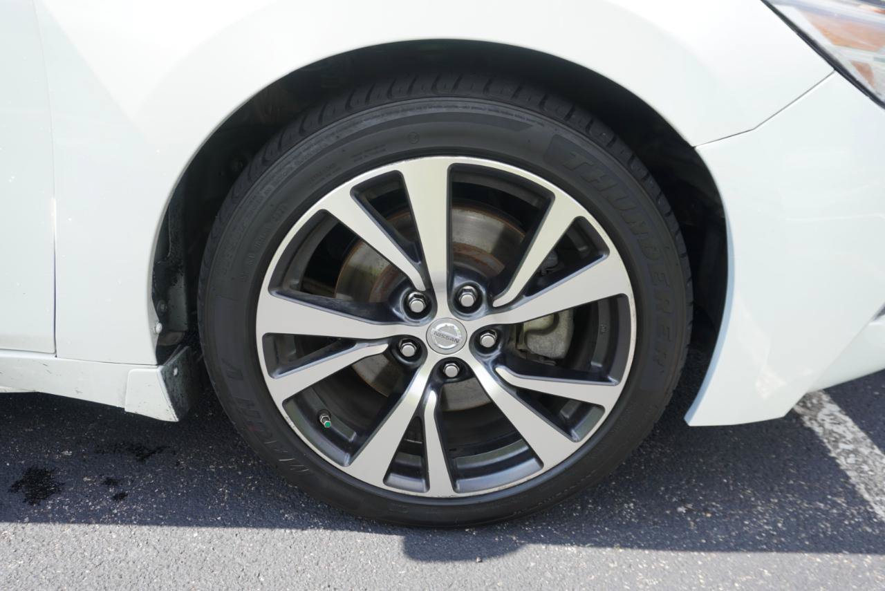 Used 2017 Nissan Maxima 3.5 S w/ Interior Lighting Package FWD image 30
