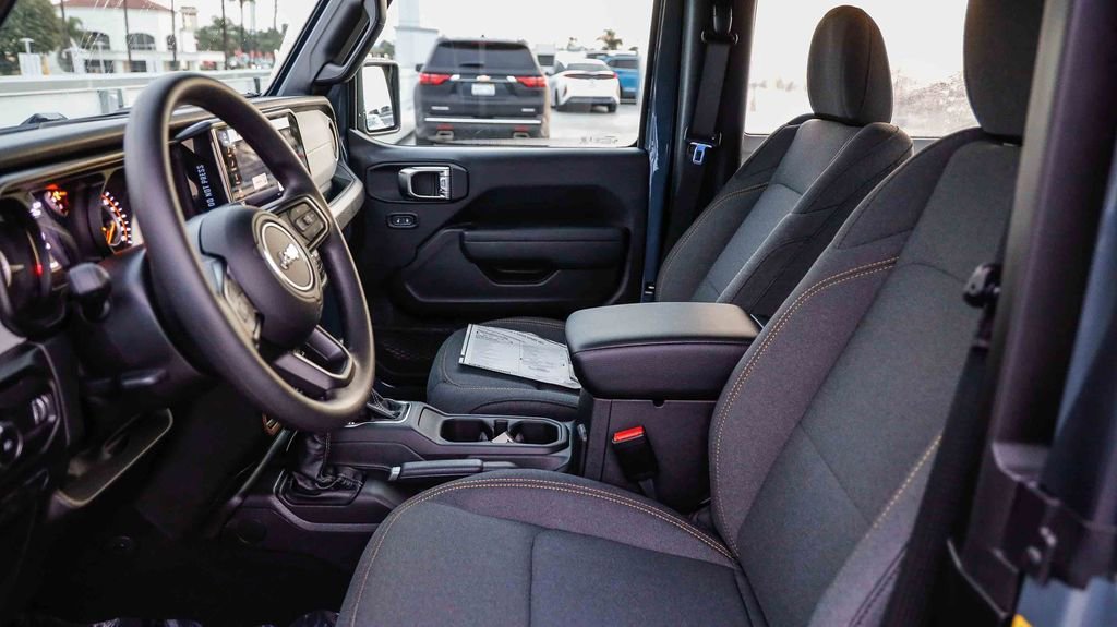 New 2026 Jeep Wrangler Sport AWD/4WD image 19