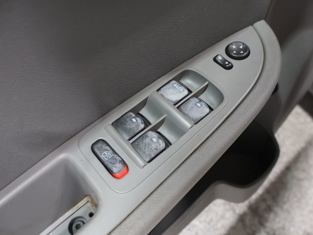 Used 2010 Chevrolet Malibu LS image 13