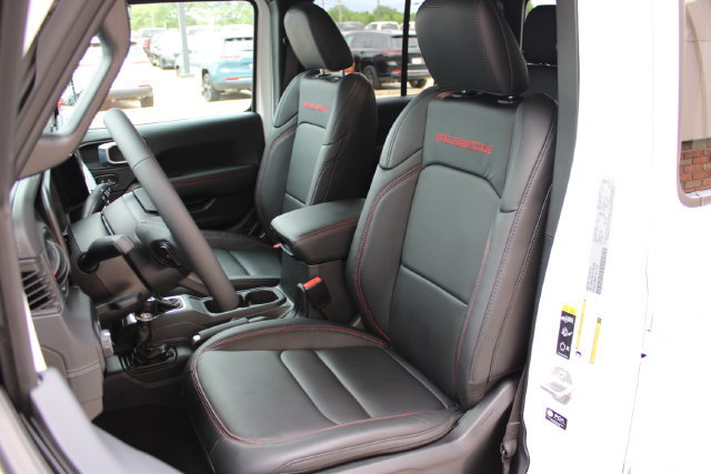 Used 2026 Jeep Gladiator Rubicon AWD/4WD image 15