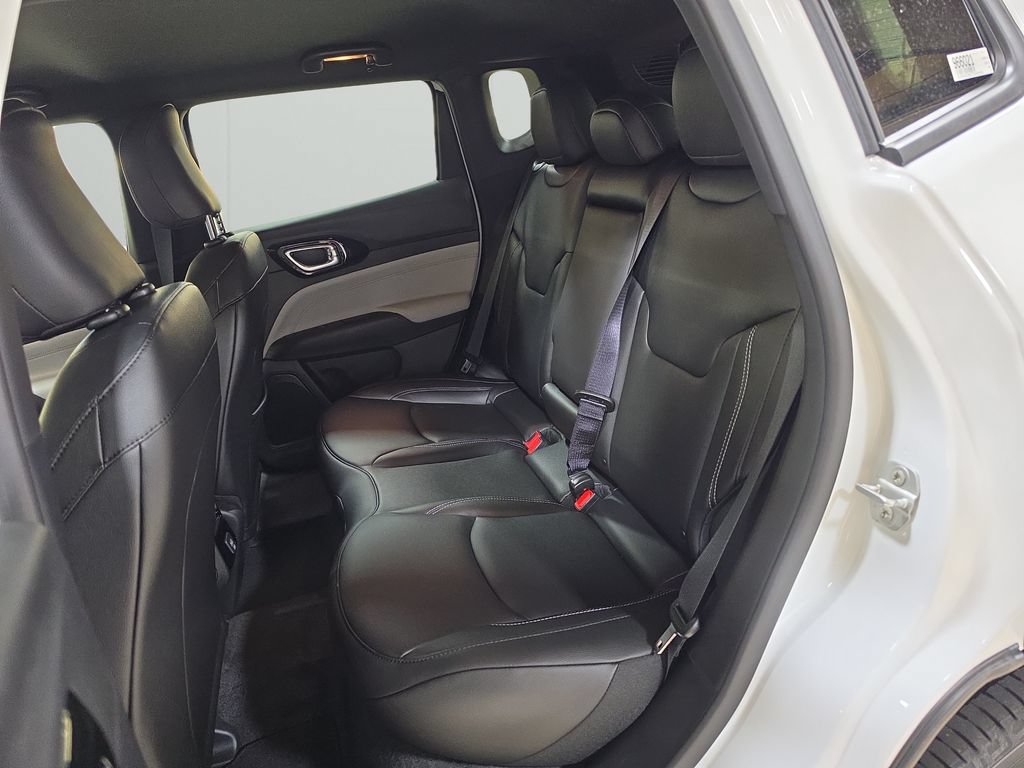 New 2026 Jeep Compass Limited AWD/4WD image 14
