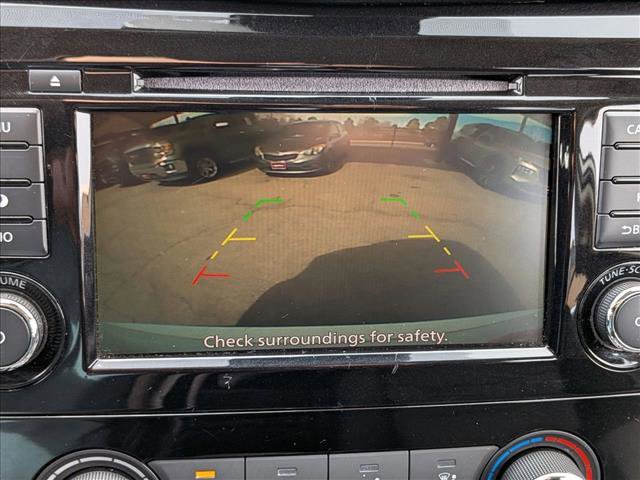 Used 2019 Nissan Rogue S image 14