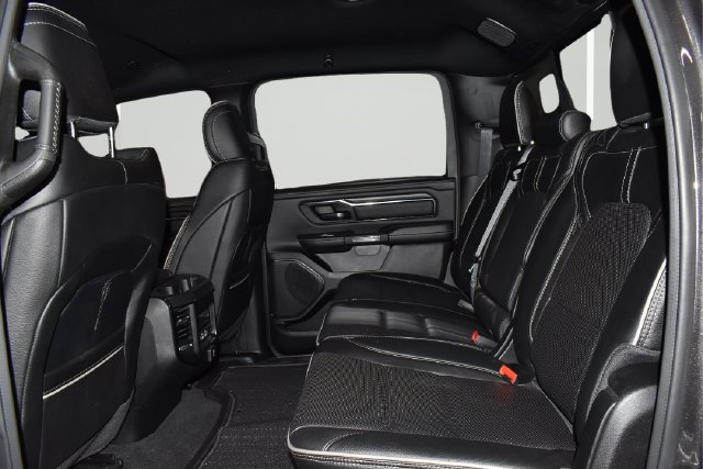 Used 2022 RAM 1500 Limited w/ Body-Colour Bumper Group AWD/4WD image 22