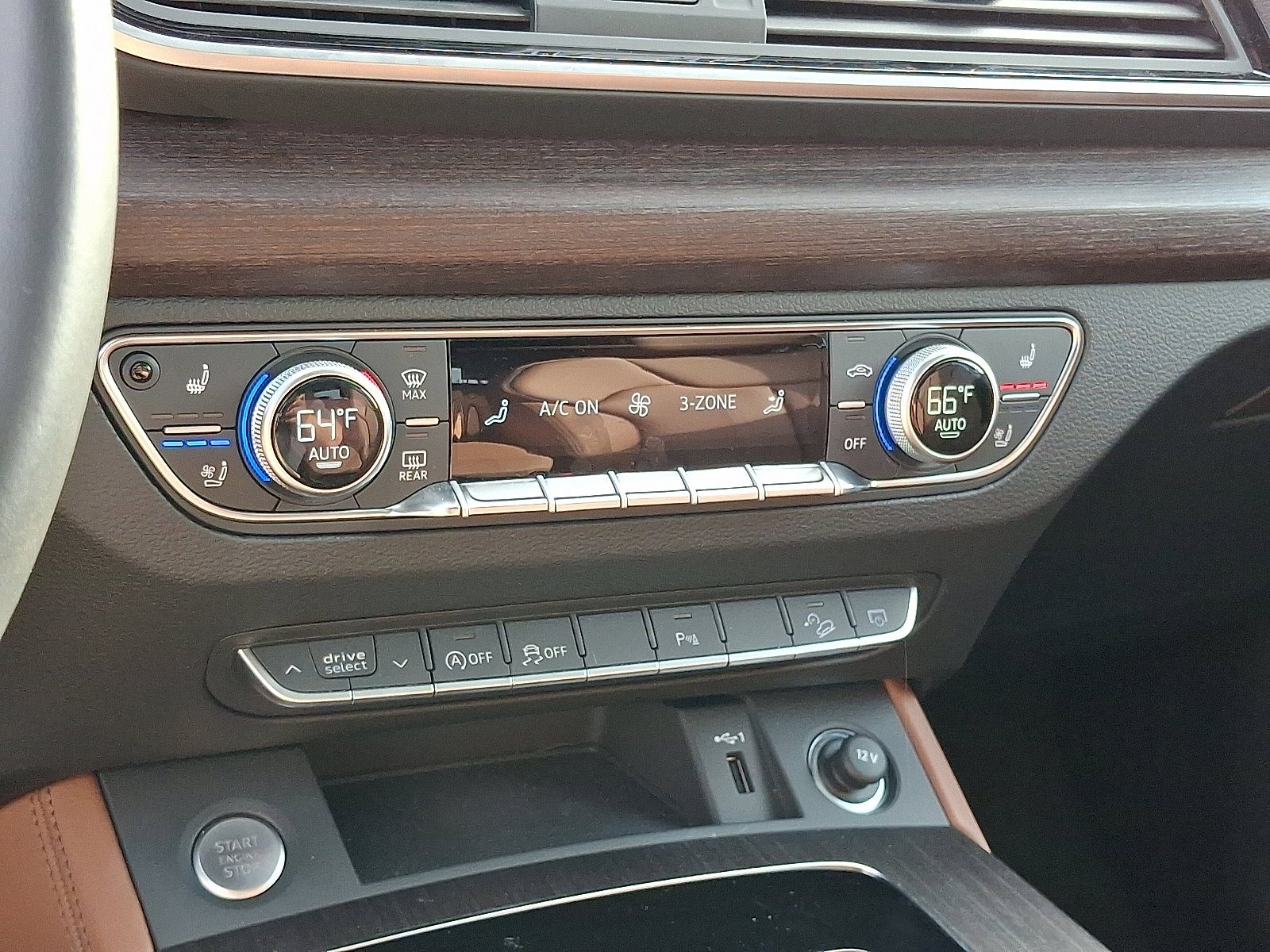 Certified 2025 Audi Q5 2.0T Premium Plus image 17