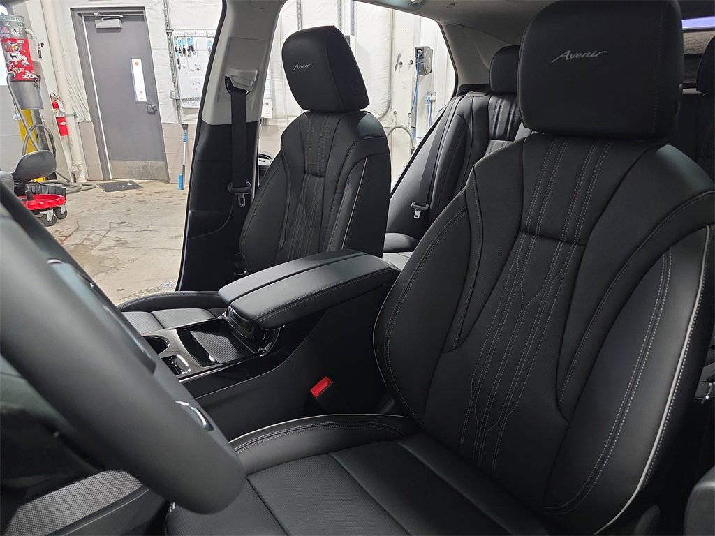 New 2026 Buick Envision Avenir image 16