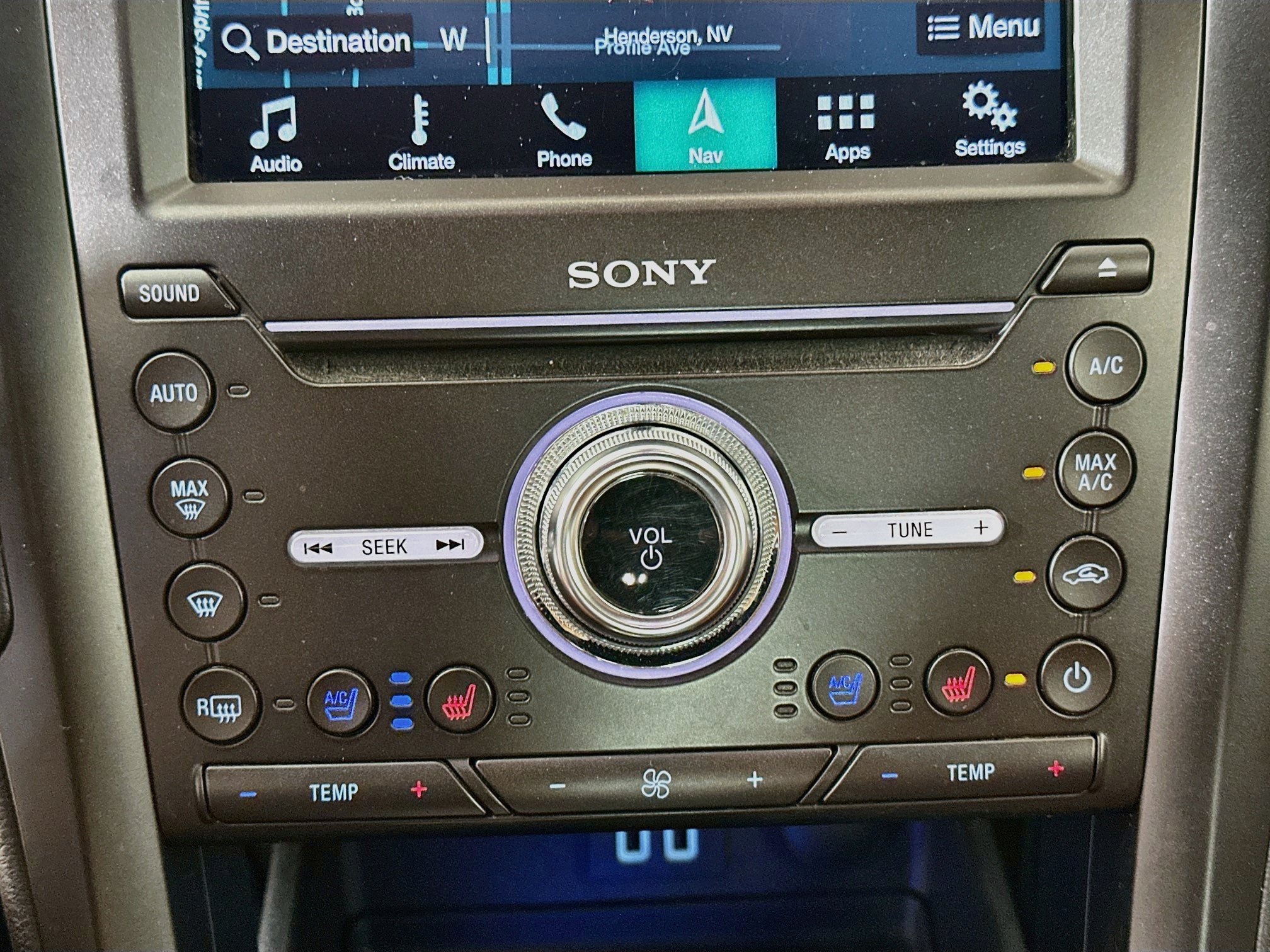 Used 2019 Ford Fusion Energi Titanium FWD image 24
