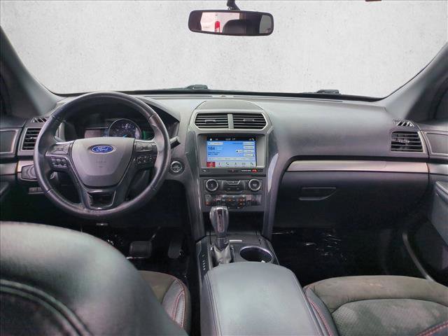 Used 2018 Ford Explorer XLT w/ Equipment Group 202A image 17