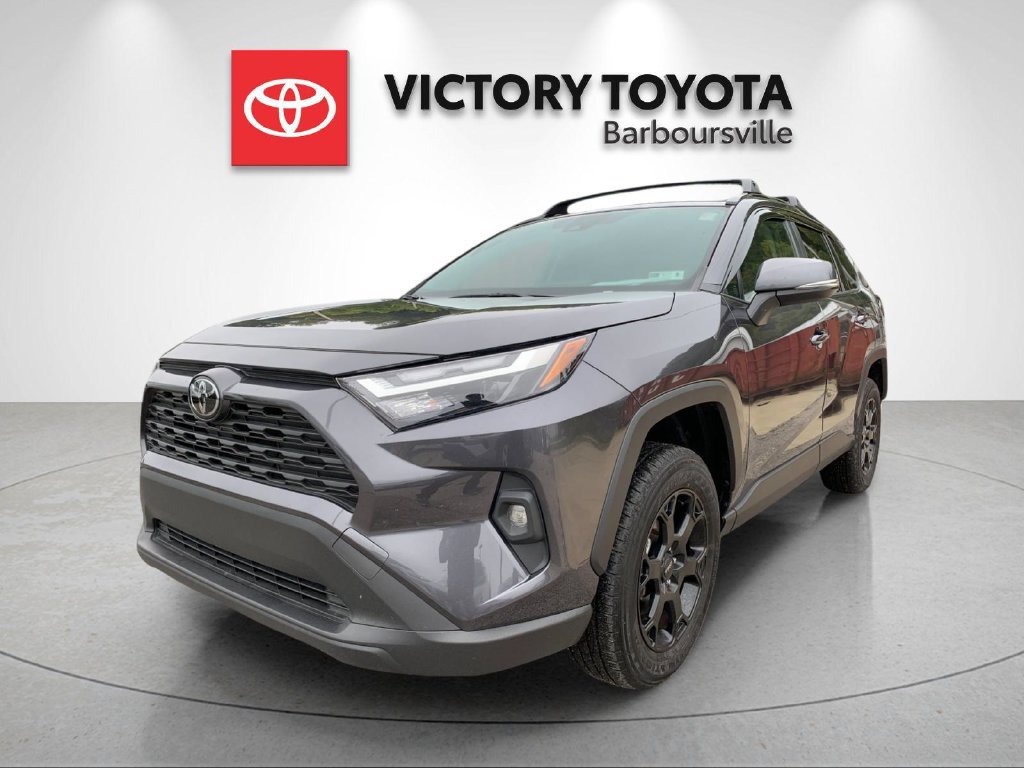 Used 2025 Toyota RAV4 XLE
