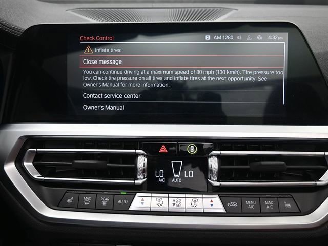 Used 2023 BMW 440i xDrive Convertible w/ Premium Package image 11