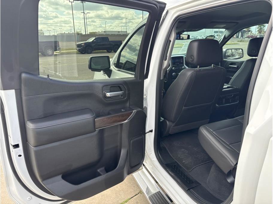 Used 2019 GMC Sierra 1500 SLT w/ SLT Premium Plus Package AWD/4WD image 7