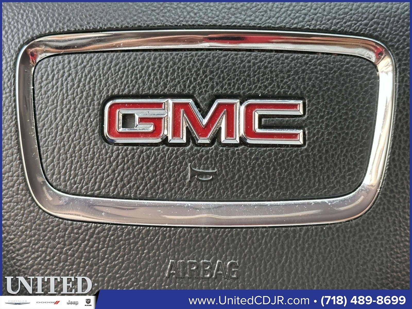 Used 2019 GMC Acadia SLT image 23