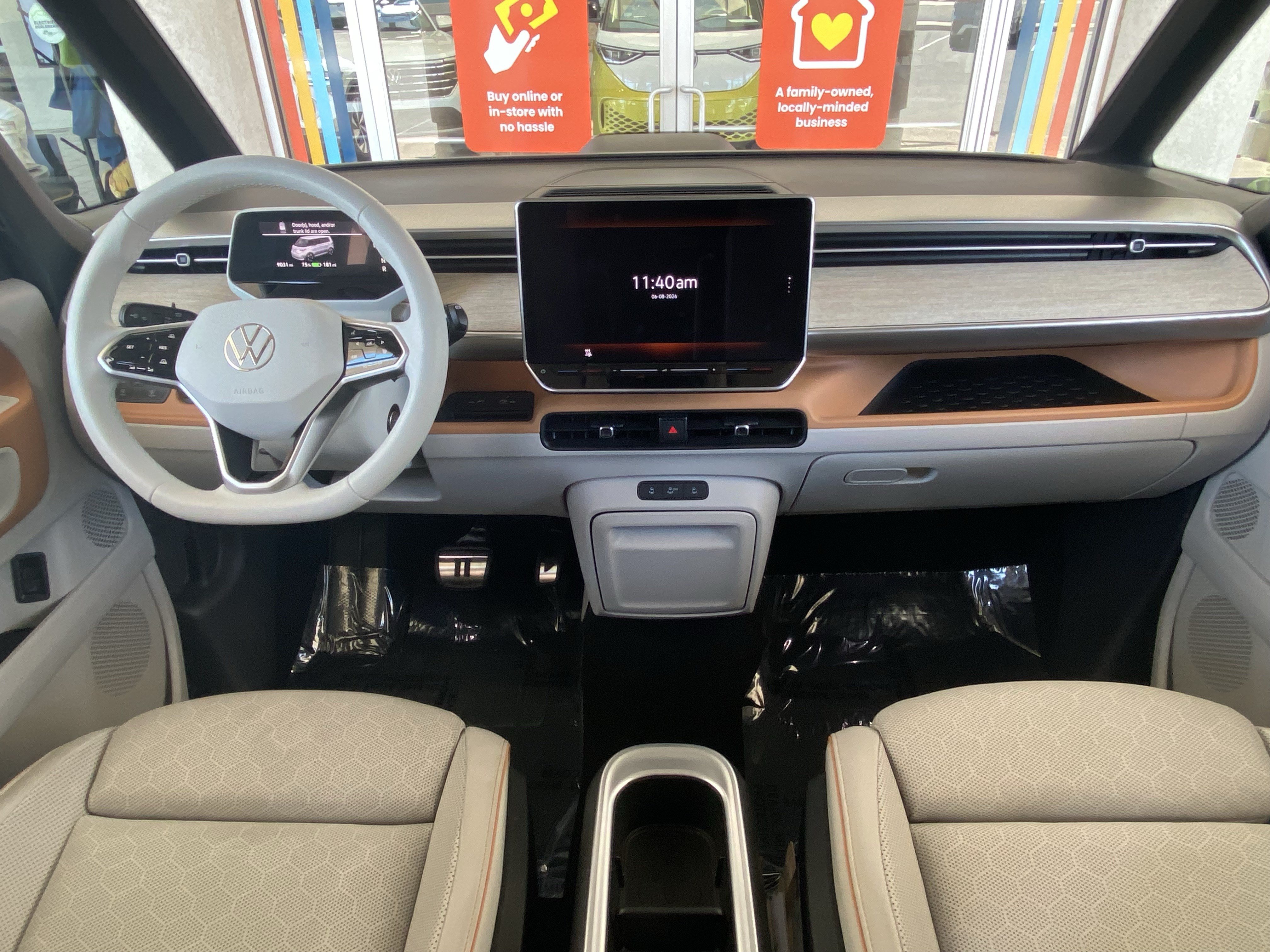 Certified 2025 Volkswagen ID. Buzz 1st Edition RWD image 27