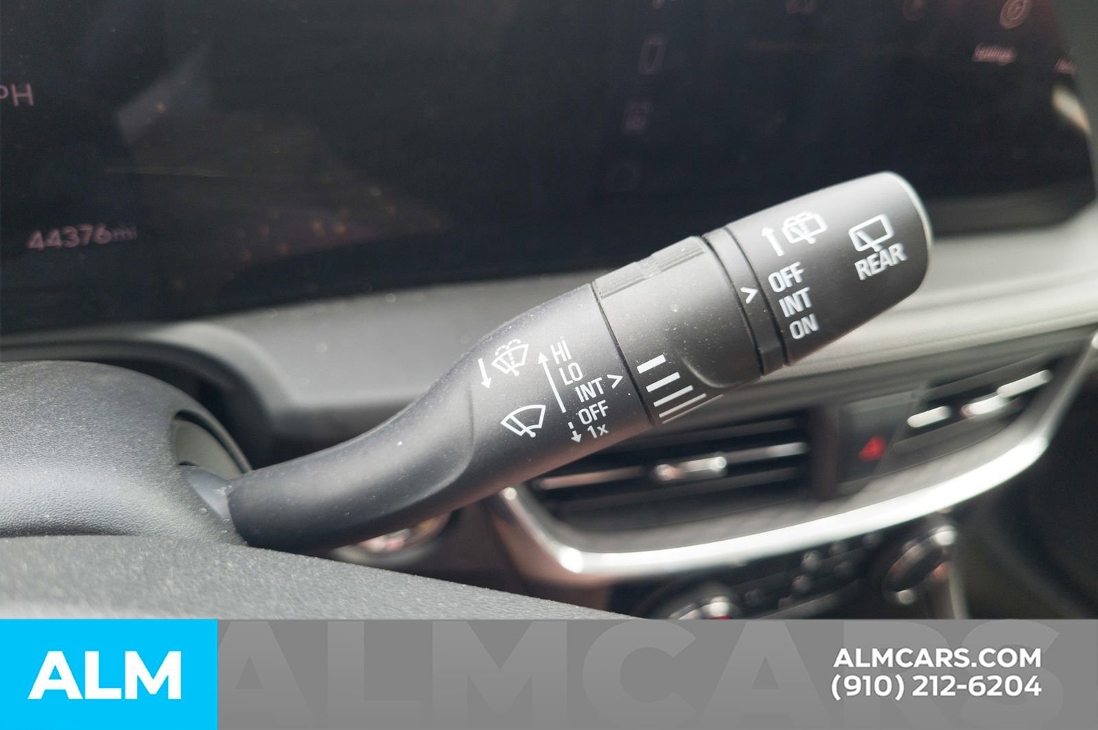 Used 2024 Buick Encore GX Sport Touring image 32