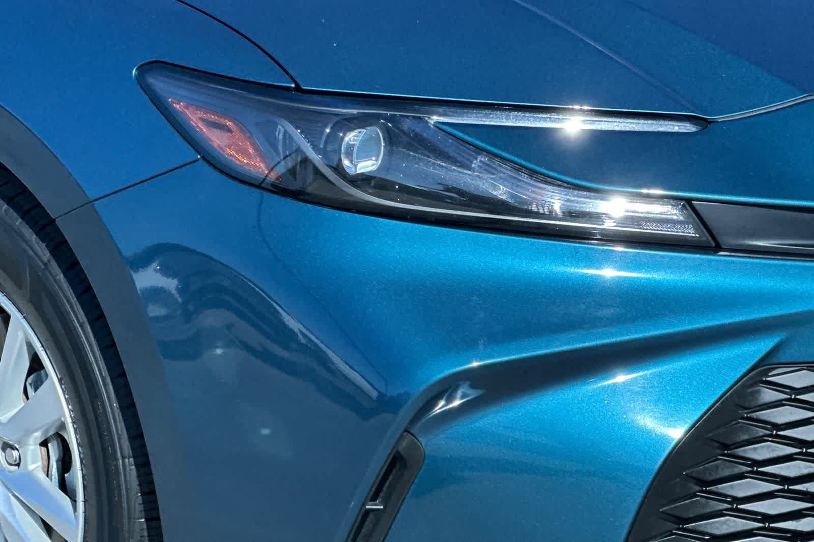 Used 2025 Toyota Camry LE FWD image 33