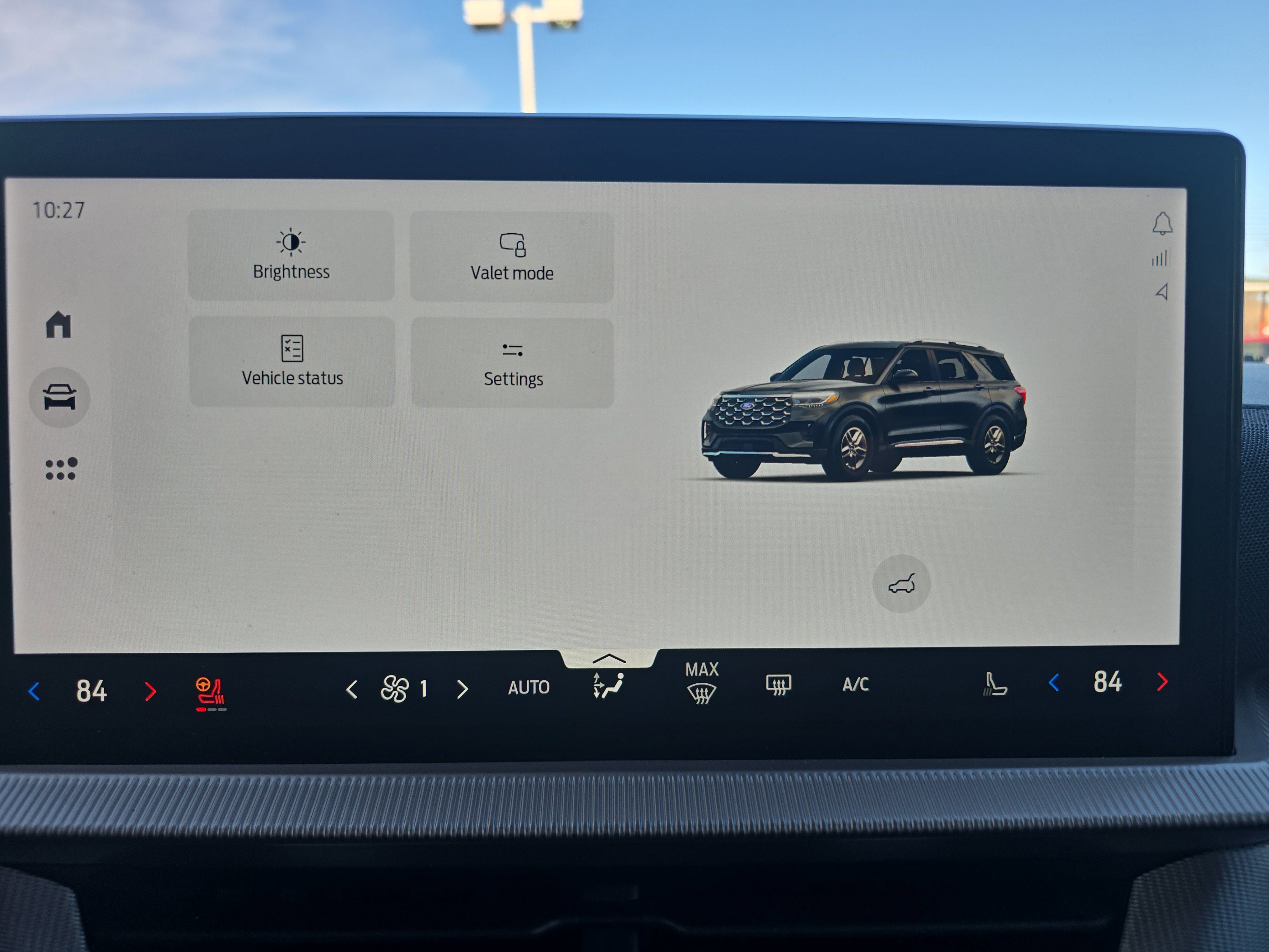 Used 2025 Ford Explorer Active w/ Active Comfort Package image 33