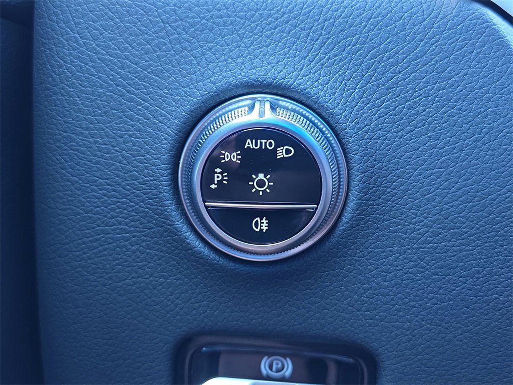 New 2026 Mercedes-Benz GLC 300 image 26