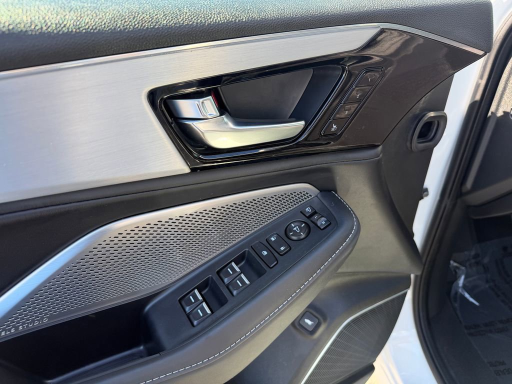 Certified 2023 Acura MDX SH-AWD w/ Technology Package image 13