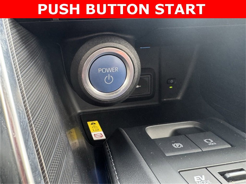 Certified 2022 Toyota Venza Limited image 34